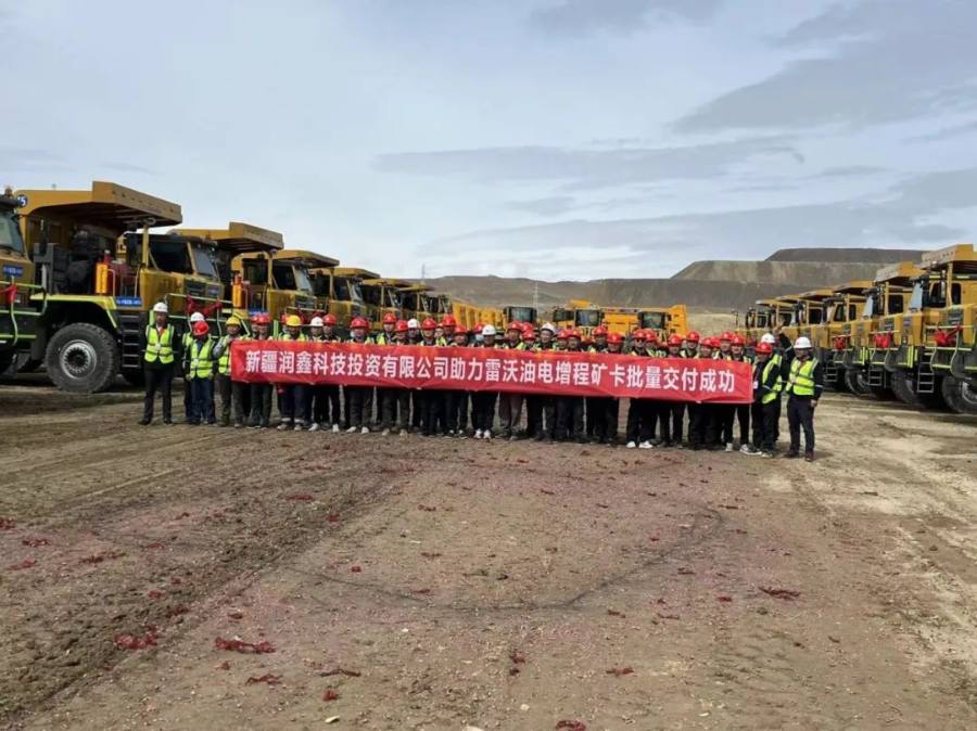 节能新标杆，技术高集成！雷沃重工新能源矿卡交付新疆大型煤矿！